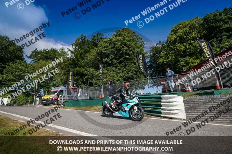 cadwell no limits trackday;cadwell park;cadwell park photographs;cadwell trackday photographs;enduro digital images;event digital images;eventdigitalimages;no limits trackdays;peter wileman photography;racing digital images;trackday digital images;trackday photos